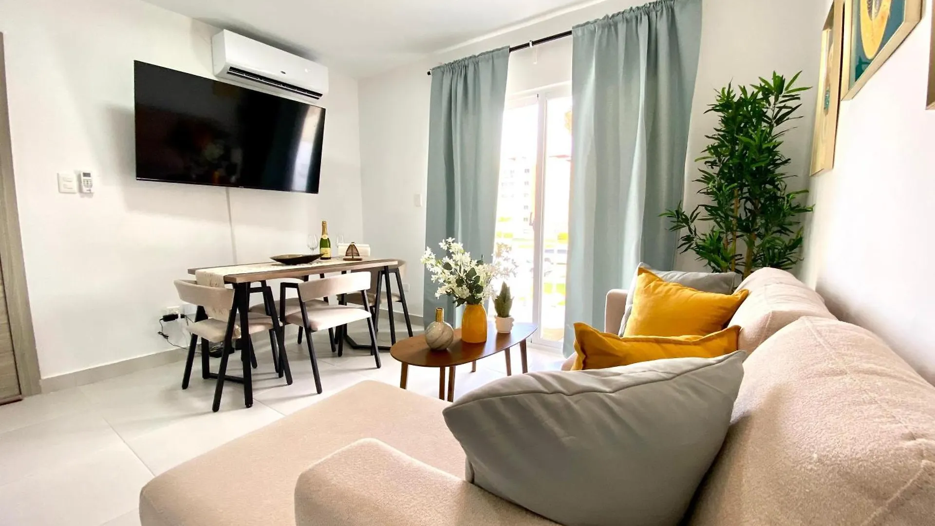 Tropical Dream, 2 Hab, 2 Banos, Terraza, Piscina, Wifi De Alta Velocidad Gratis Apartment Punta Cana